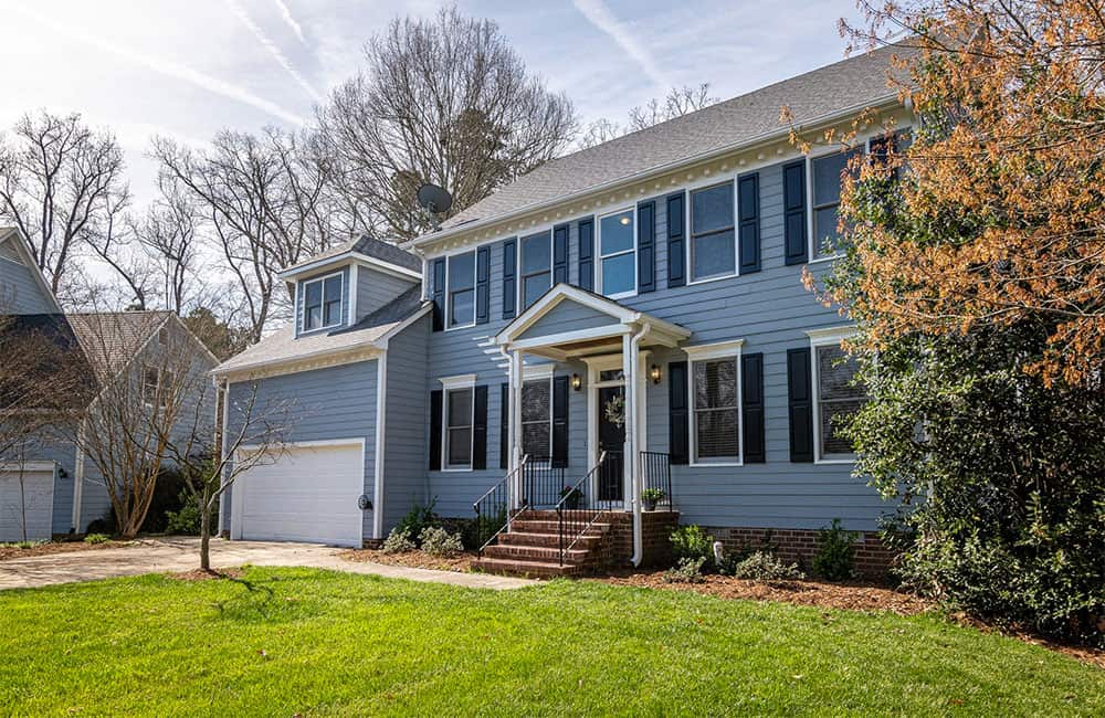 improve-curb-appeal Improve the curb appeal of your home to sell it faster